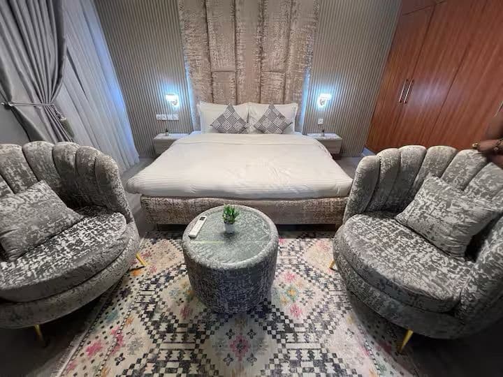 Studio meublé avec piscine
